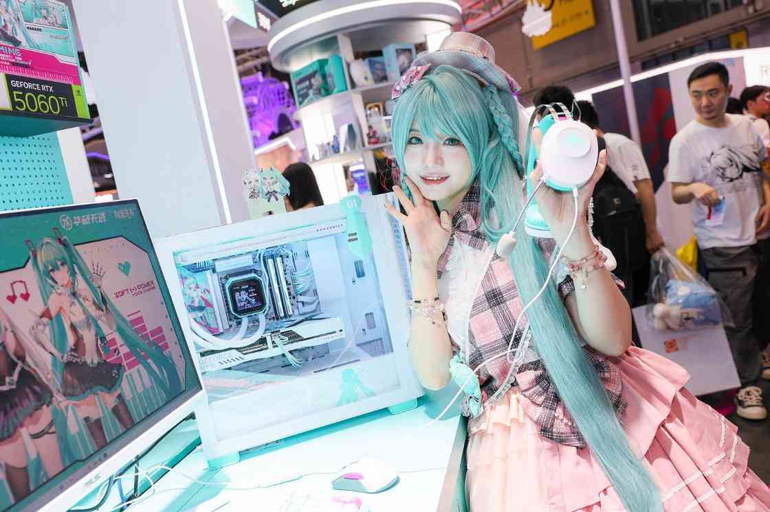 华硕主板BW2025大放异彩 ROG玩+乐园信仰集结(图7)