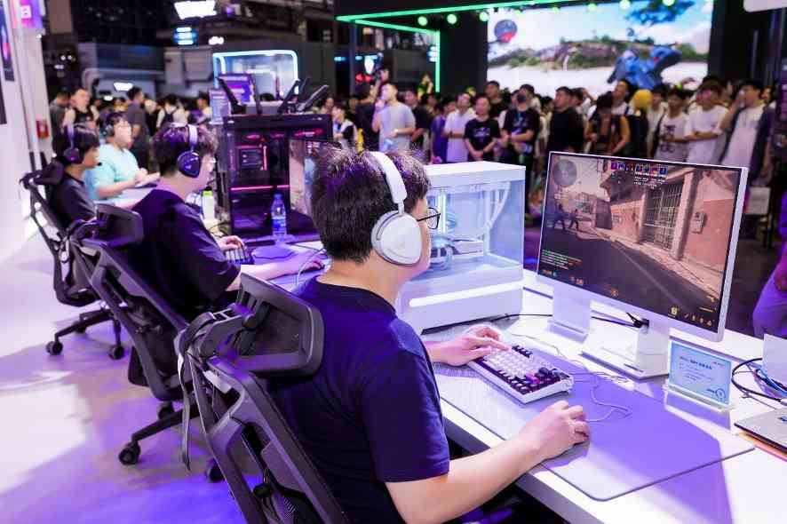 华硕主板撼动BW2025 ROG玩+乐园引玩家狂欢(图30)