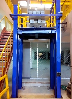 中鼎四柱90度进出口式提升机:创新设计引领垂直运输新风尚 2025-04-30(图4) 中鼎四柱90度进出口式提升机:创新设计引领垂直运输新风尚 2025-04-30(图4)