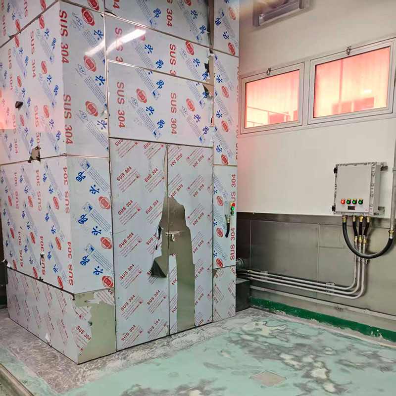 不锈钢货梯：守护洁净，承载高效 2026-01-21