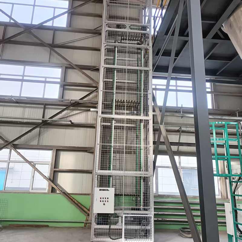 防爆型袋装粉料连续式提升机：筑牢工业输送安全防线 2025-12-18