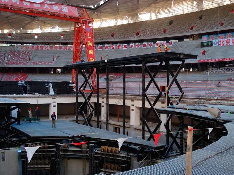 刚性链升降平台：多场景赋能的高效升降解决方案 2025-10-31(图2)