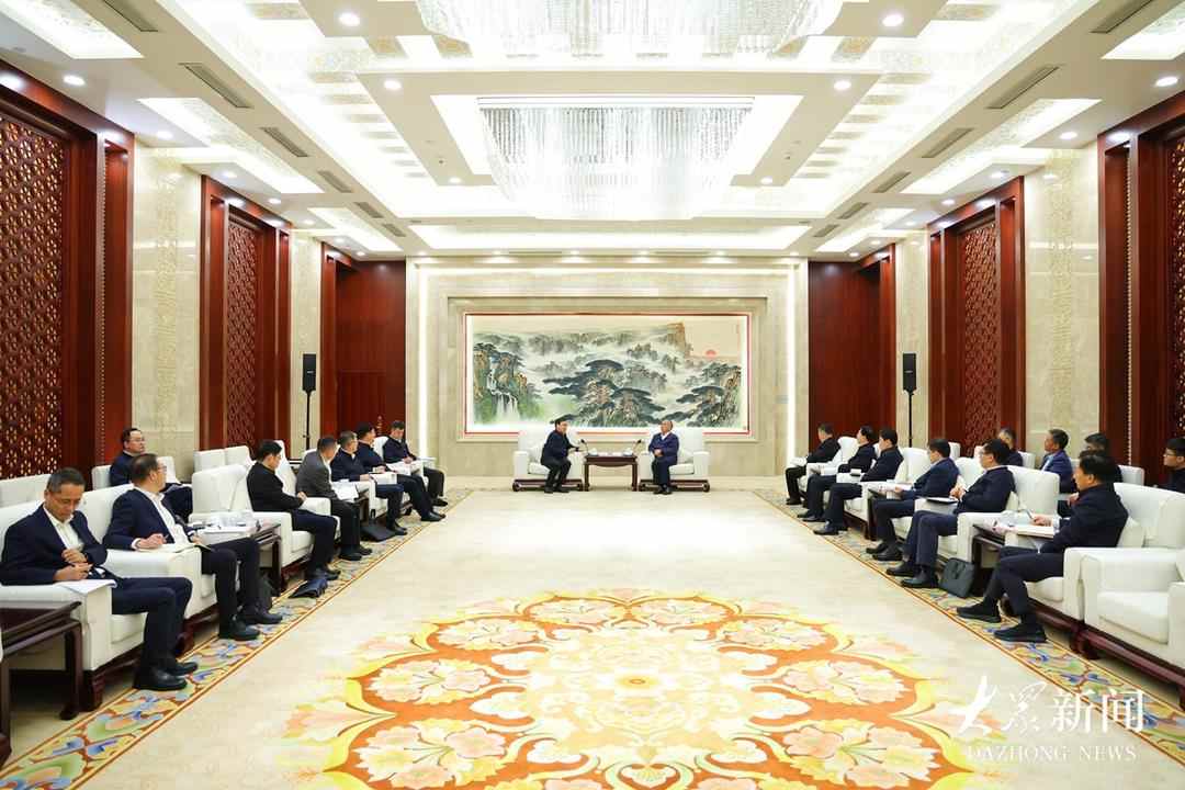 林武会见中国海油集团客人