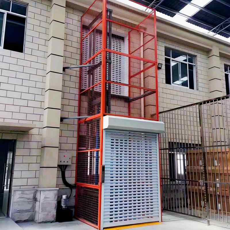 室外贴墙货梯安装的建筑结构要求解析 2025-08-04