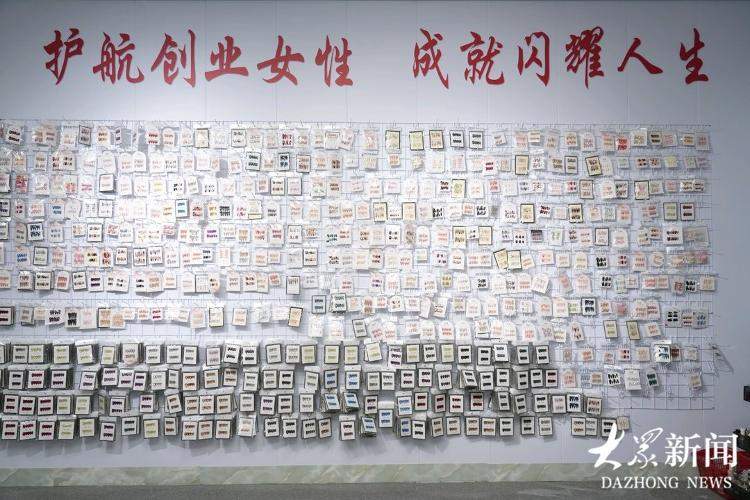 指尖舞动世界,宝妈“点甲”成金(图3) 指尖舞动世界,宝妈“点甲”成金(图3)