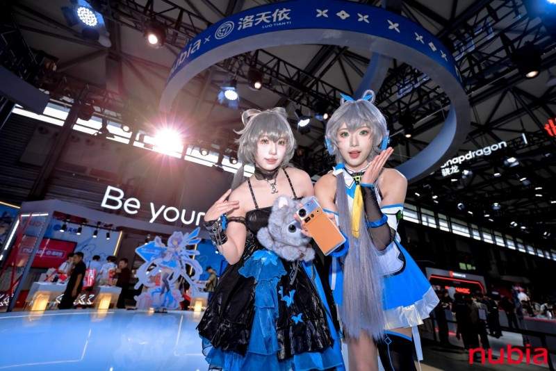 努比亚布局游戏二次元，携手洛天依亮相ChinaJoy2025