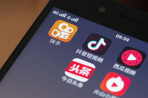 讲真学堂：揭秘短视频爆款打造法则，助力创作者突破流量瓶颈(图2)