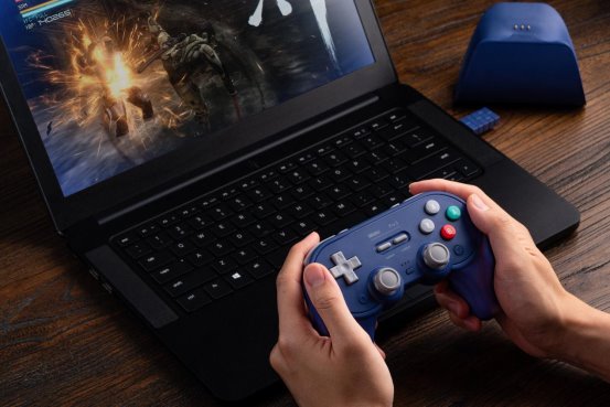 八位堂十二周年献礼！复古旗舰Pro 3蓝牙手柄正式发布(图10)