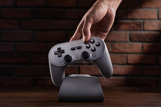 八位堂十二周年献礼！复古旗舰Pro 3蓝牙手柄正式发布(图8)