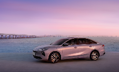 荣威D6 + D7 DMH十万级新能源电车，懂行的都认它