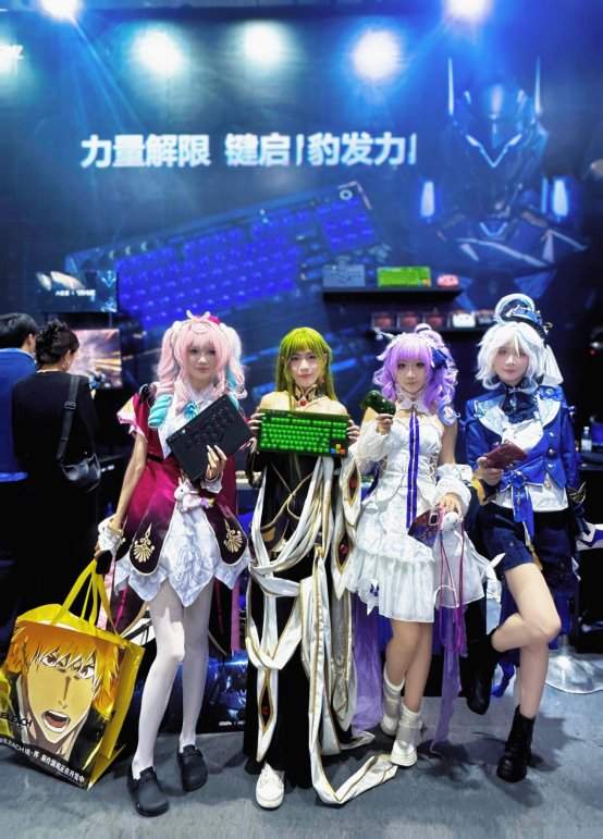 力量解限，键启爆发力，八位堂×解限机闪耀2025 Chinajoy(图8)