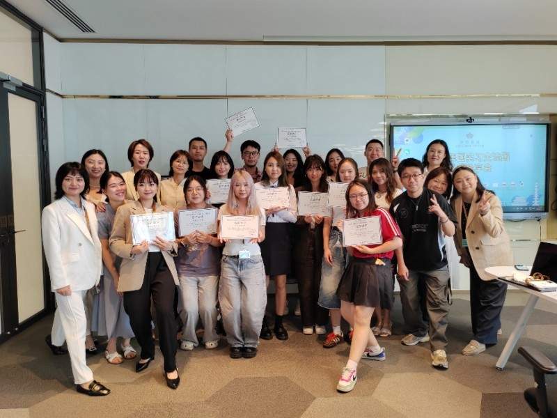 英皇杨政龙搭建实践桥梁 赋能香港民青局实习计划学员把握国家发展机遇(图8)