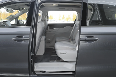 宜商宜家还省油」荣威iMAX8 DMH：搞定所有场合(图3)