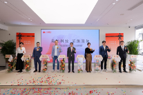 广汽昊铂首款智慧旗舰轿车A800亮相成都车展(图10)