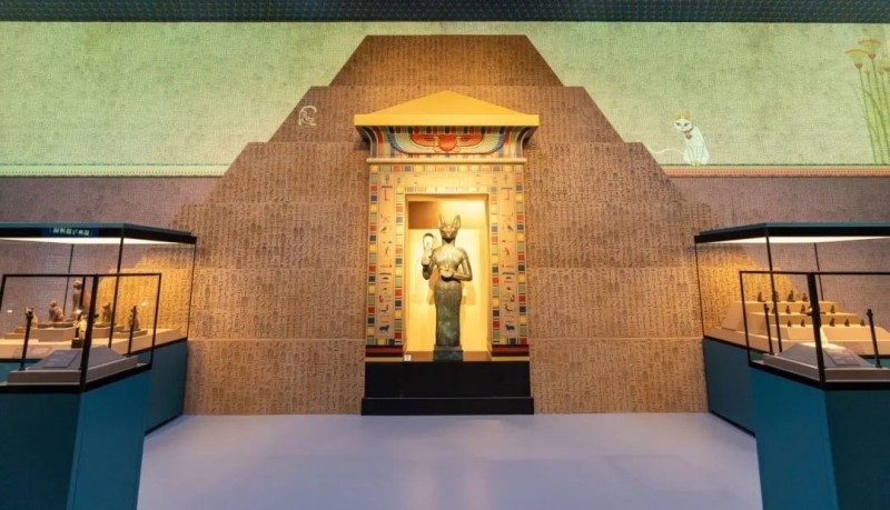 爱普生工程投影机助力上海博物馆“金字塔之巅：古埃及文明大展”刷新文博纪录(图5)